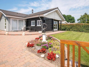 Quaint Holiday Home in Bjert with Beach Nearby, Bjert